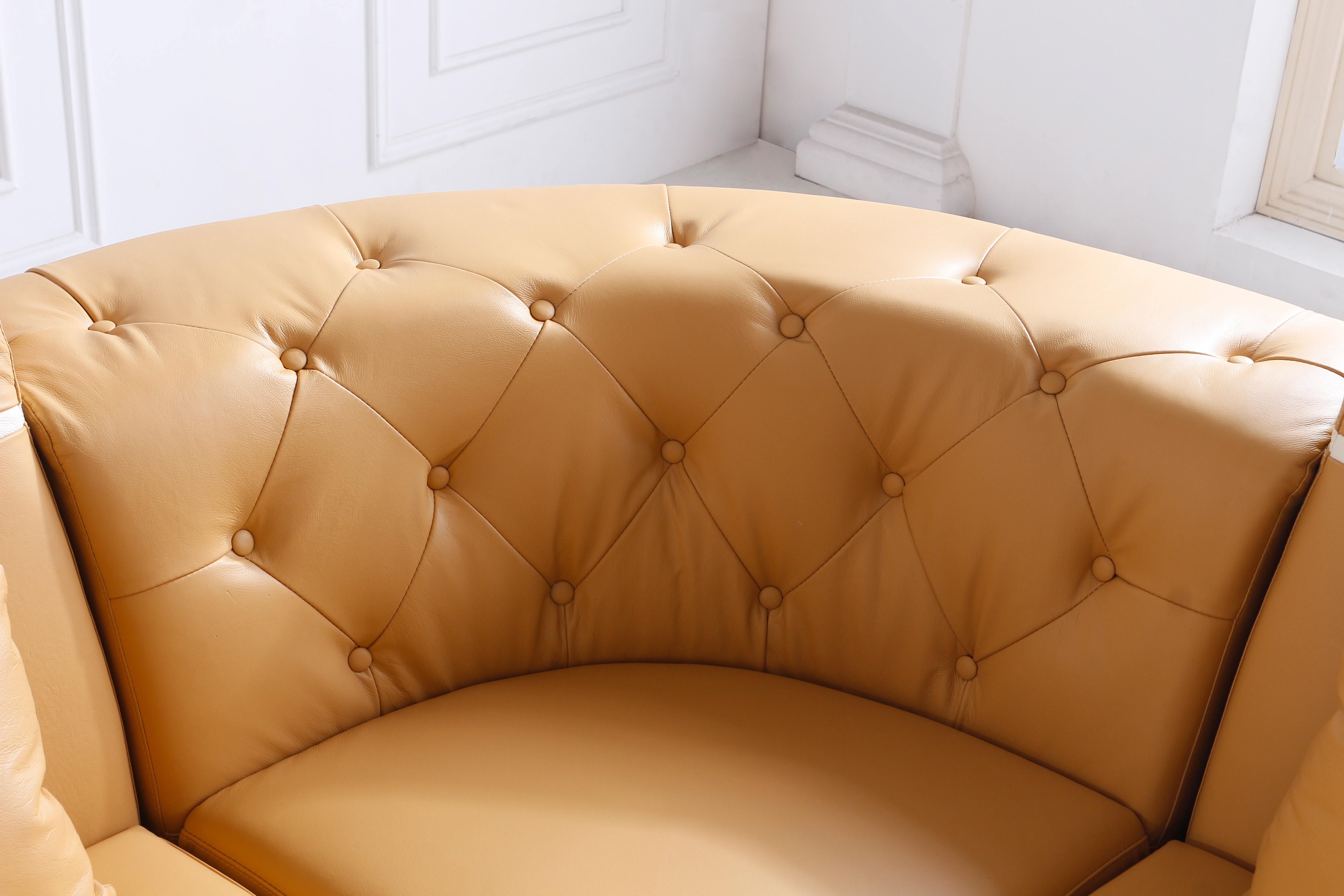 Grand canapé de salon confortable gris marron